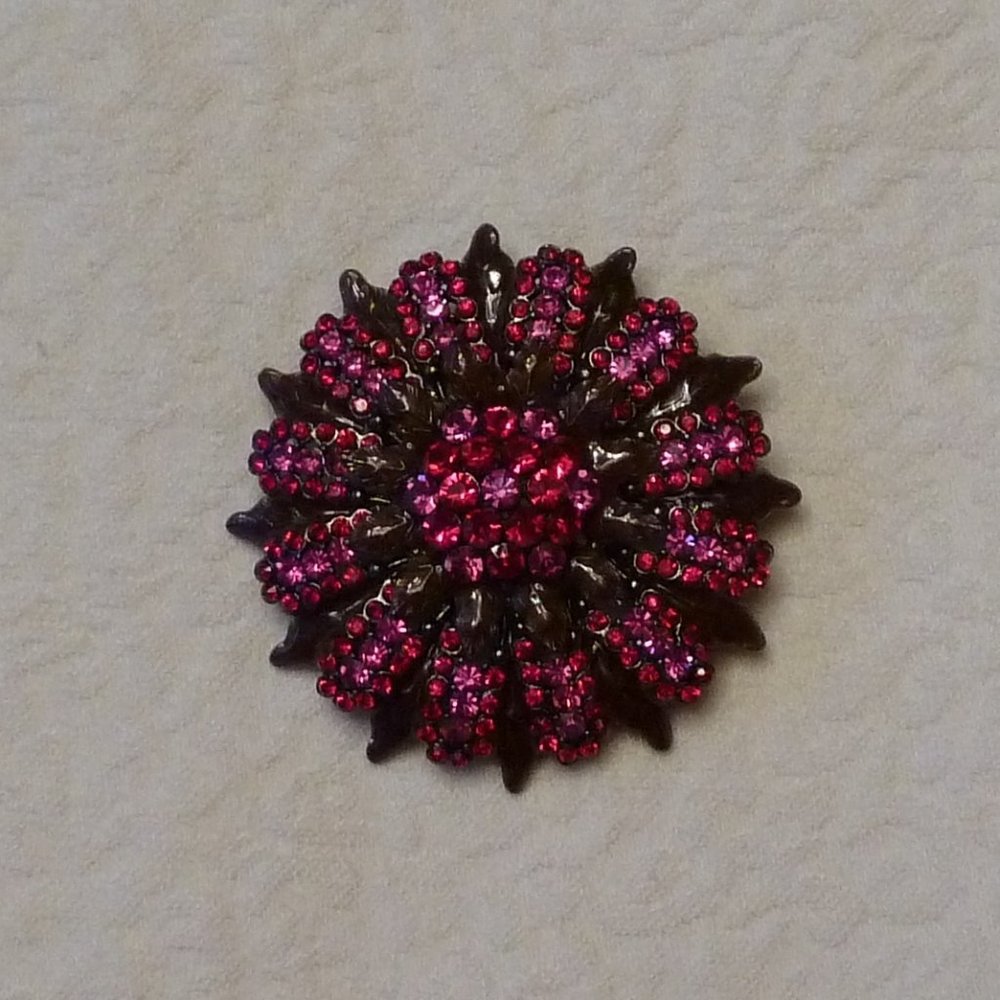 Brooch